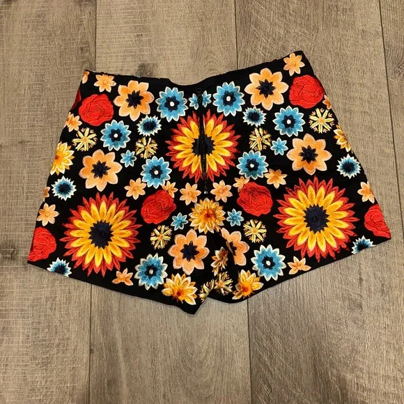 Alice + Olivia Rory Embroidered Long Jacket and Sherri Floral Embroidered Shorts - Picture 13 of 13